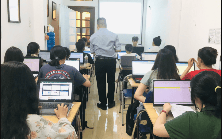 Khóa học kế toán cho người mới bắt đầu tại VinaTrain-Hồ Chí Minh