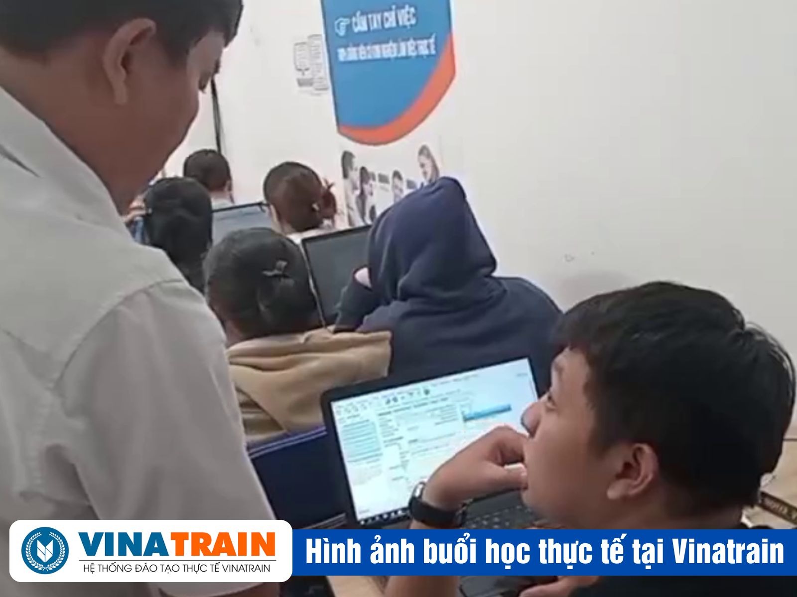 Trung Tâm Đào Tạo HÀNH CHÍNH NHÂN SỰ Tại HÀ NỘI